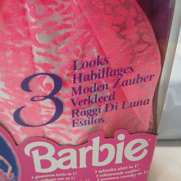 VTG Barbie 3 Looks Barbie, 3 Outfits in One 12339 Mattel 1994 Never Out Of Box - Picture 5 of 16